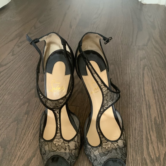 Christian Louboutin Size 37 - Picture 2 of 6